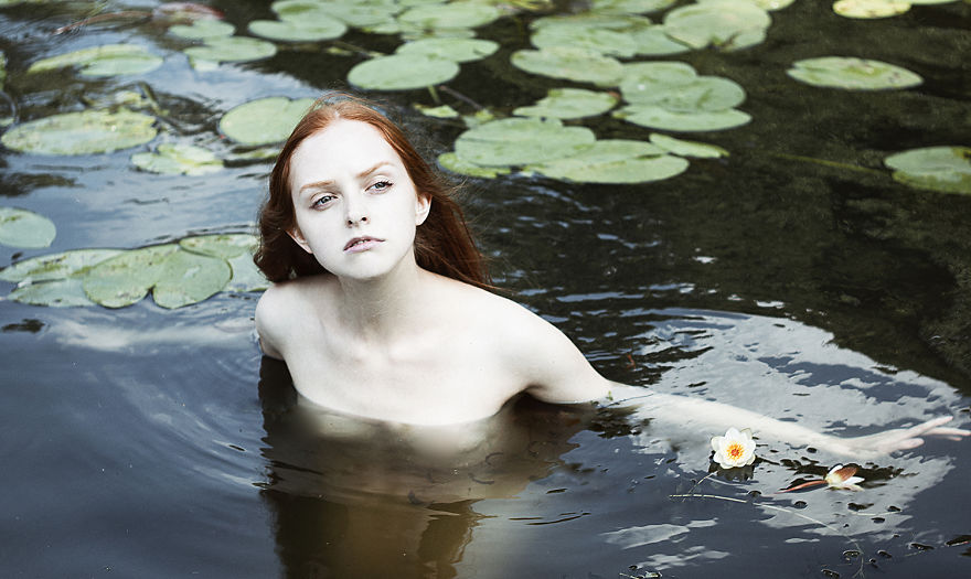 redheads stories reds in water